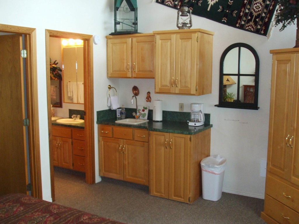 Hansen Guest Ranch Swan Valley Стая снимка